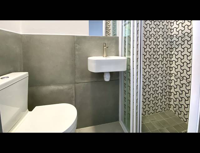 4 BEDROOM HOUSE FOR SALE IN SHELLEY POINT